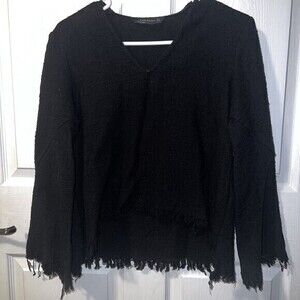 Zara Jacquard Bell Sleeve Blouse Medium Top Frayed Hem Black Peasant Cottage‎